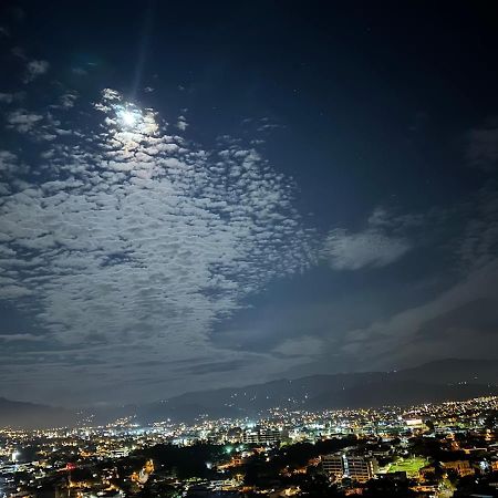 Penthouse En Los Yoses, Vista De Los Dioses Fast Wifi San José Dış mekan fotoğraf