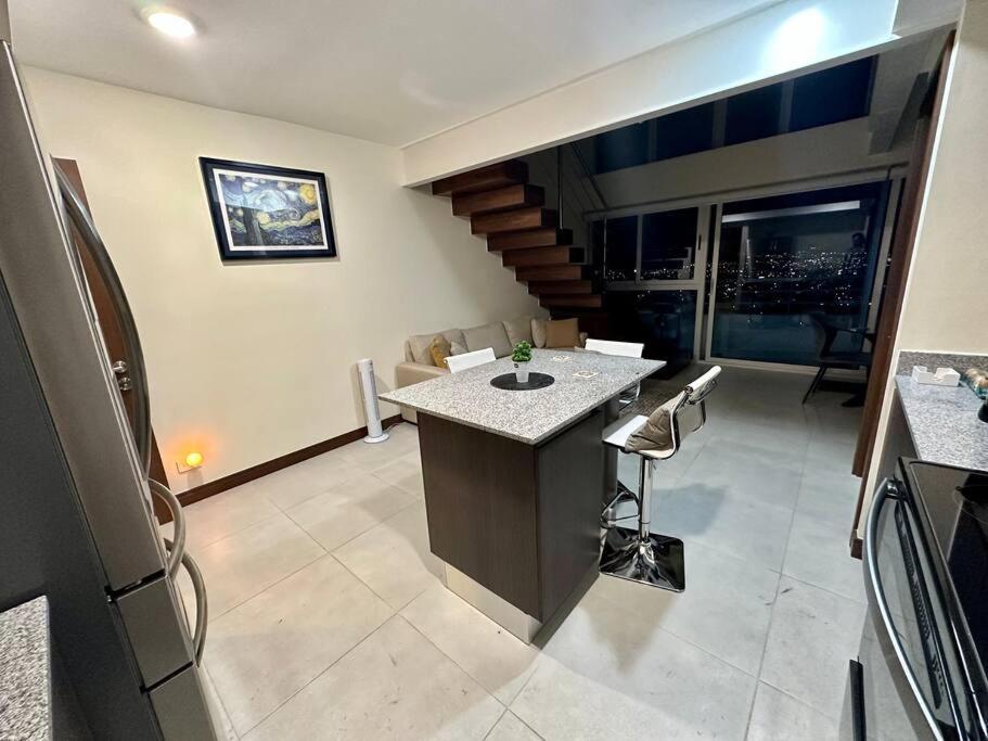 Penthouse En Los Yoses, Vista De Los Dioses Fast Wifi San José Dış mekan fotoğraf